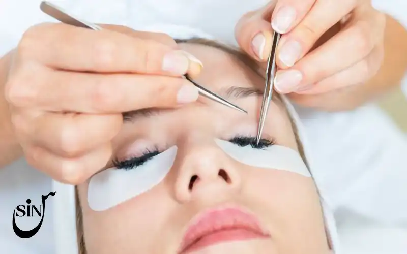 راهنمای جامع انواع سبک‌ها و افکت‌های اکستنشن مژه